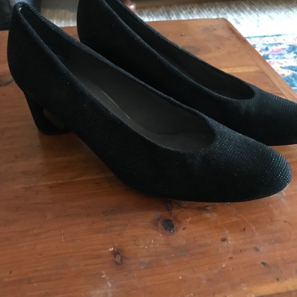 dressy pumps